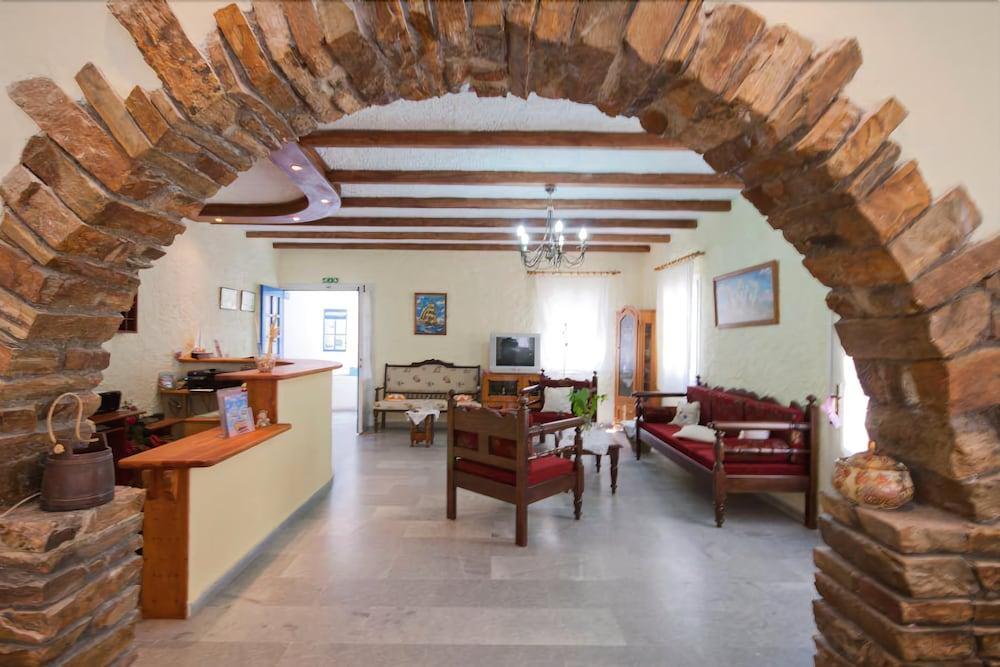 Agnadi Hotel Agia Anna  Bagian luar foto