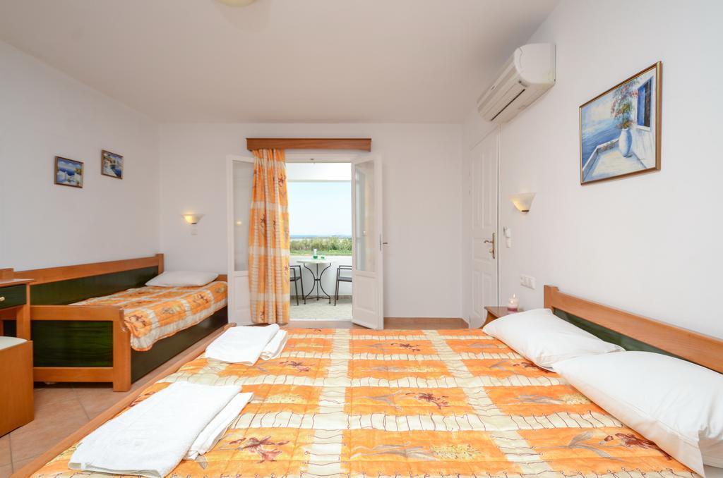 Agnadi Hotel Agia Anna  Bagian luar foto