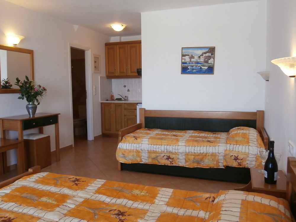 Agnadi Hotel Agia Anna  Bagian luar foto